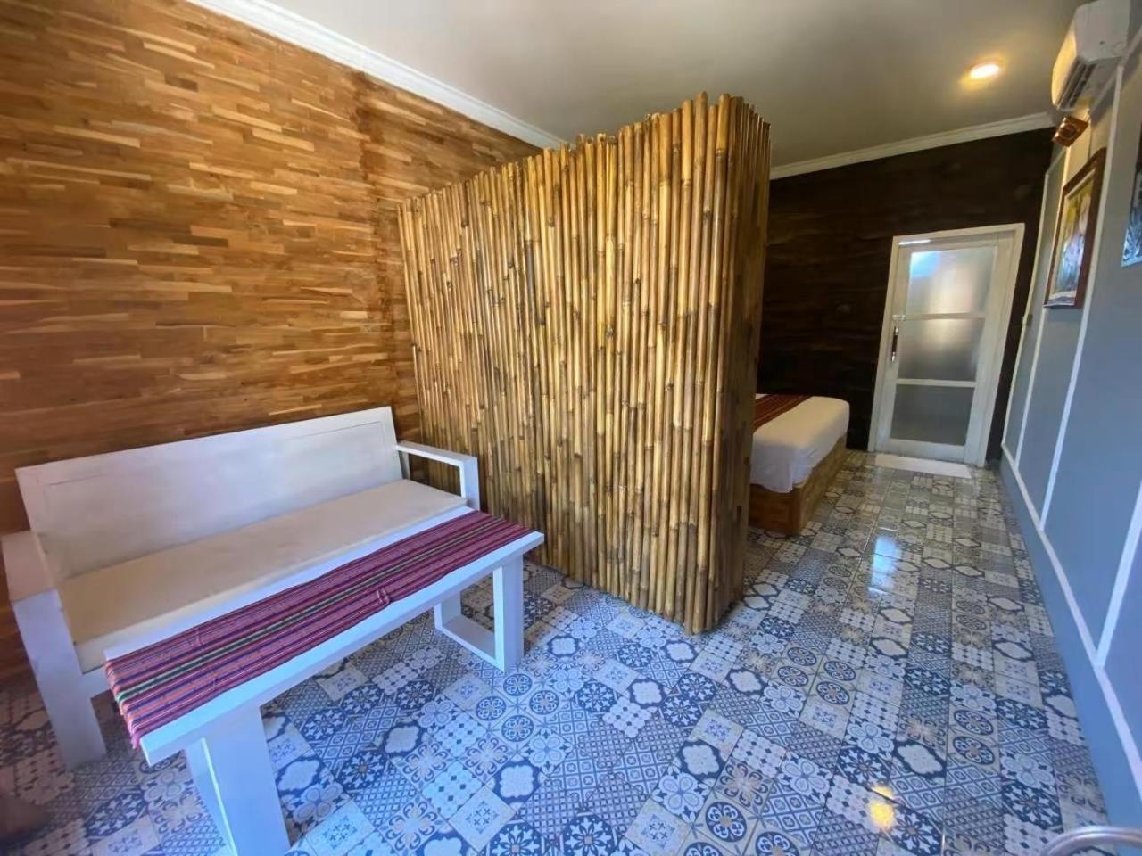Sun Resort ギリ・トラワンガン エクステリア 写真